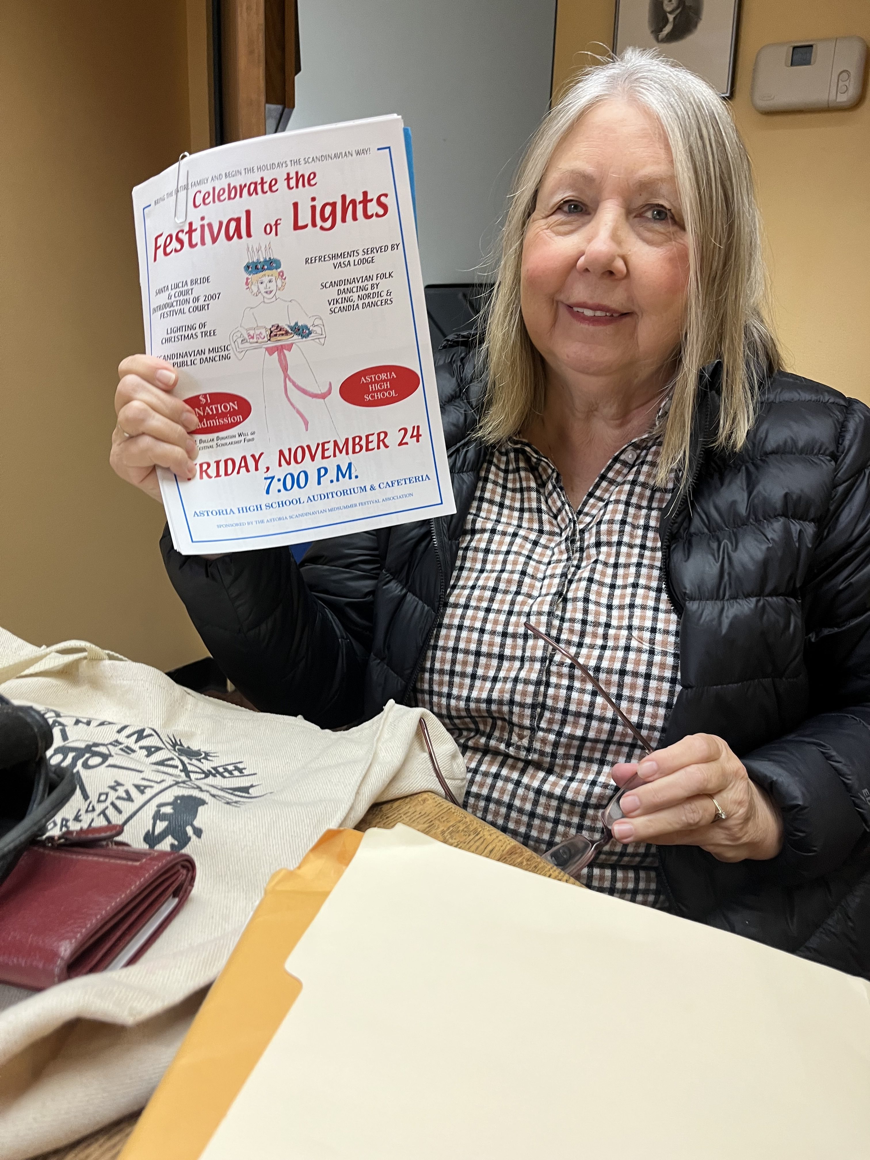 Sankta Lucia illuminates darkness: Scandinavian tradition ushers in holidays